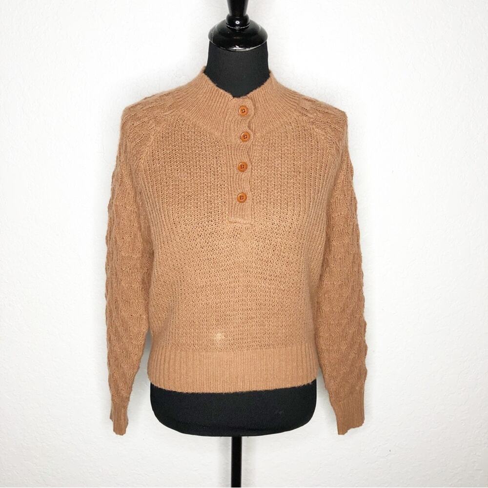 Self Contrast light brown textured knit button popover sweater size Small